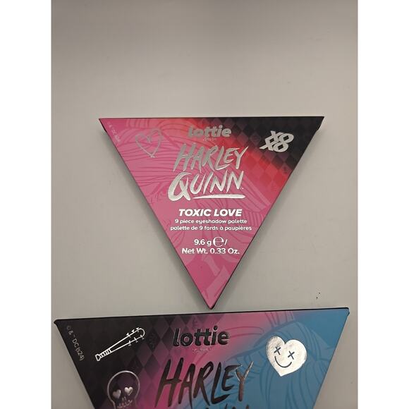 Set of 2 Lottie London Mad Love Eyeshadow Palettes Toxic Love & Pouts - Picture 3 of 5
